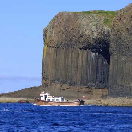 Boat trips and tours to Staffa